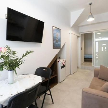 Aigli Guest House Gythio Bagian luar foto